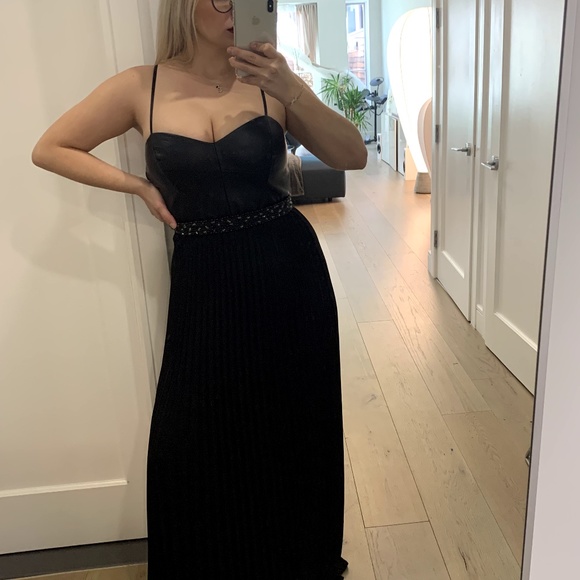 Laundry By Shelli Segal Dresses & Skirts - NWOT Laundry By Shelli Segal gown in faux-leather